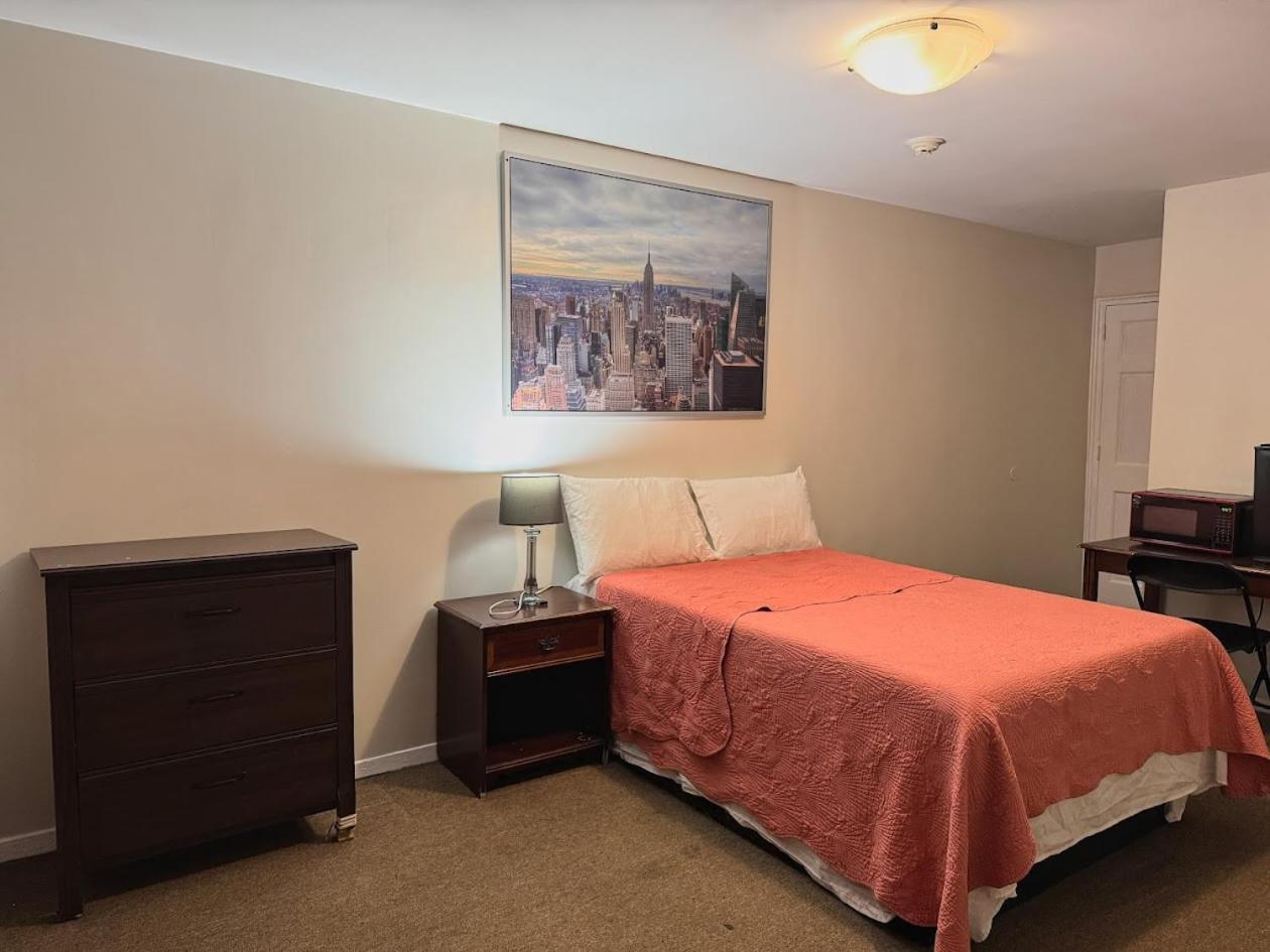 Central Motel Courtyard White Plains Ngoại thất bức ảnh
