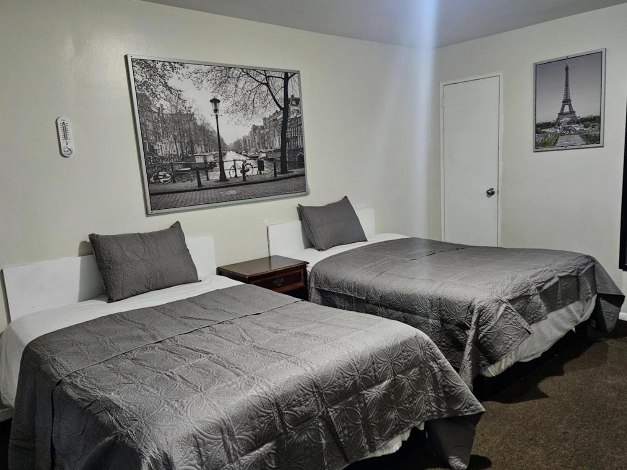 Central Motel Courtyard White Plains Ngoại thất bức ảnh