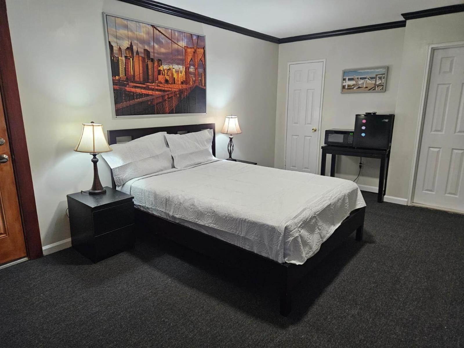 Central Motel Courtyard White Plains Ngoại thất bức ảnh