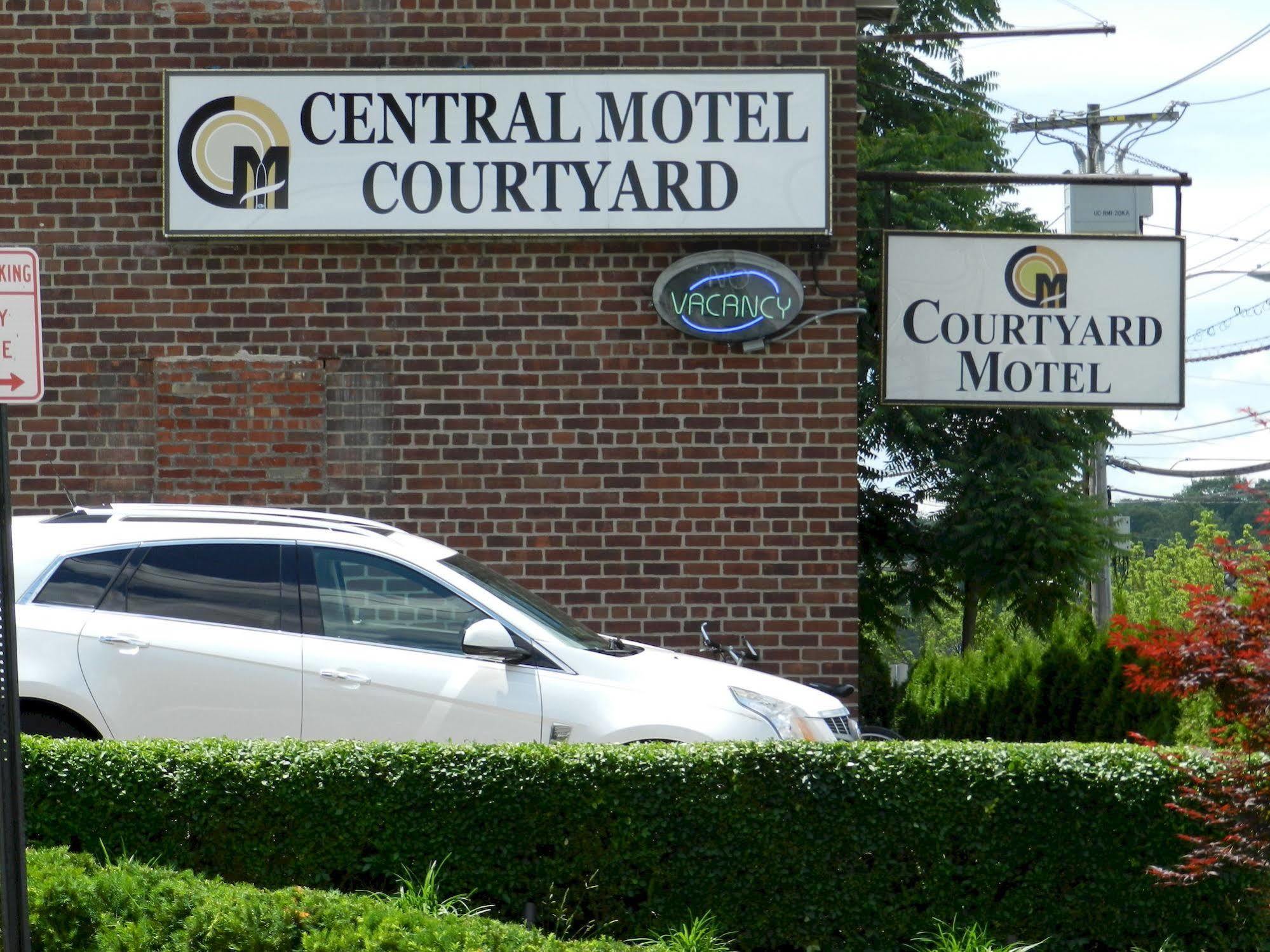 Central Motel Courtyard White Plains Ngoại thất bức ảnh